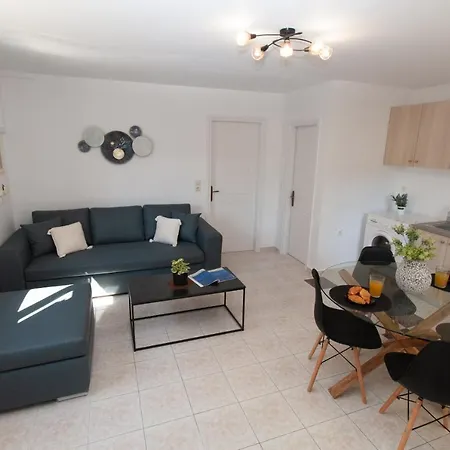 Alex.the Flat Апартаменты Аргостолион